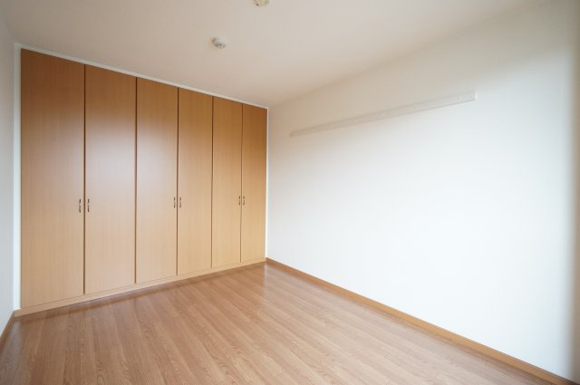 パレスコートの寝室|諸条件、交渉などお任せ下さい！