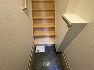 【玄関】 | ロンディネ鷺ノ宮