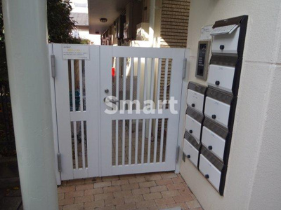 【エントランス】 | フラワーガーデンハウス