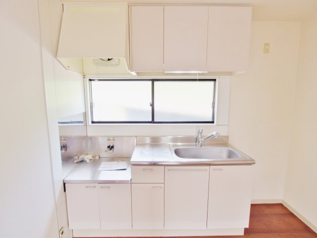 安芸郡海田町畝１丁目のアパートのキッチン