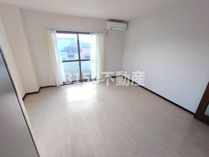 ハイムエクセルIIの居間・リビング