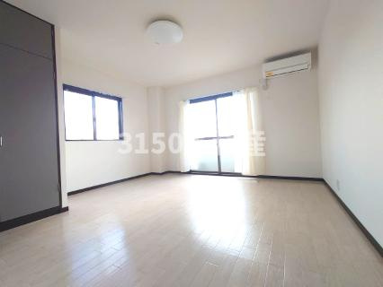 ハイムエクセルIIの居間・リビング