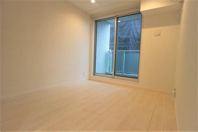 ＲＥＧＡＬＥＳＴ　白鳥の居間・リビング