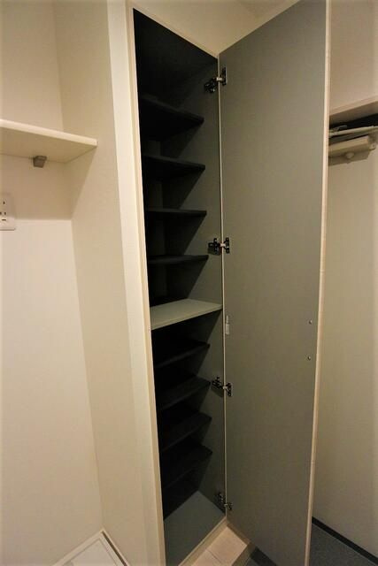 ＲＥＧＡＬＥＳＴ　白鳥の収納