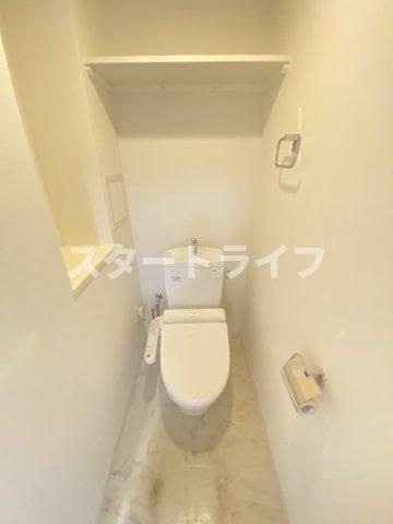 大阪市東淀川区東中島２丁目の賃貸マンションのトイレ