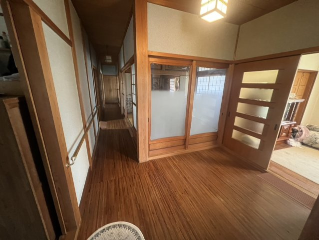阪南市箱作　中古戸建の内装