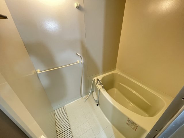 メゾンMINORIの浴室