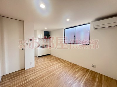 RENATUS VERITEの居間・リビング