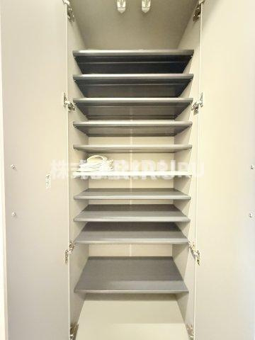 グランマーレ小路駅前 の収納