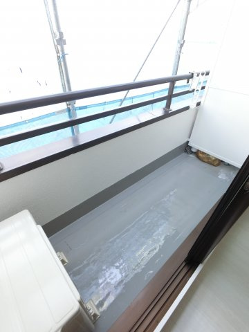 【バルコニー】