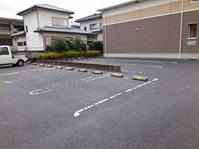 【駐車場】 | リヴィエールⅡ | 駐車スペースもあります