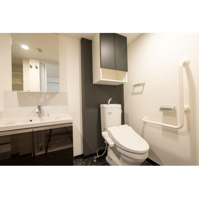 【トイレ】 | スカイコートグレース中野哲学堂 | 温水洗浄便座。