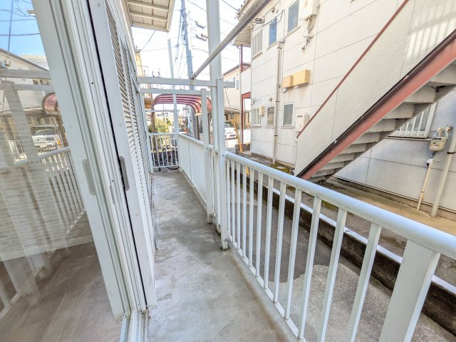 フラットさつきのバルコニー