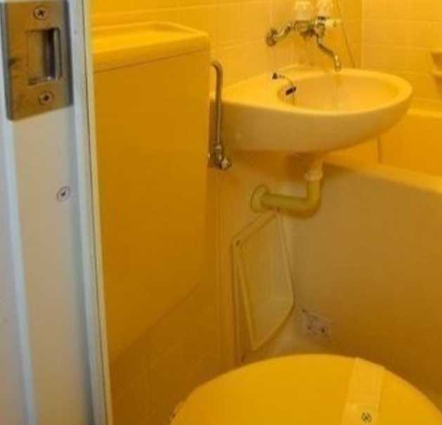 ドエル大橋　南向き　角部屋　ルームシェア相談のトイレ