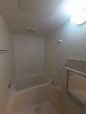 【浴室】 | マ・メゾン吉備Ⅱ | 落ち着いた空間のお風呂です