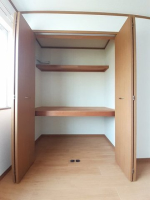 【収納】 | パルク・フローランテ | ちょっとした収納スペースも充実しています