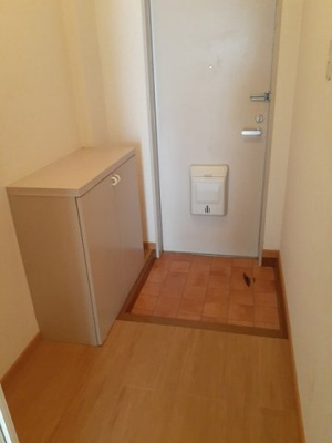 【玄関】 | メゾンハッピーⅠ | きれいな玄関です