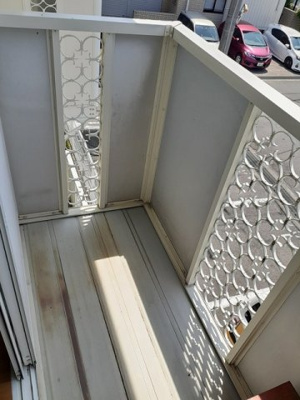 【バルコニー】 | メゾンハッピーⅠ | お洗濯にも便利なバルコニー付き