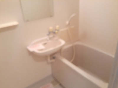 【浴室】 | メゾンハッピーⅠ | コンパクトで使いやすいお風呂です