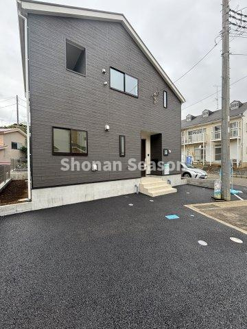 【外観】 | 現地建物完成し、今ならいつでも内覧可能です♪
ご希望の際は、ぜひお気軽にお問合せ下さいね。