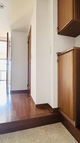 パセオ桜川の玄関