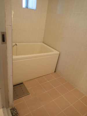 【浴室】 | ファーストエバーグリーンビル