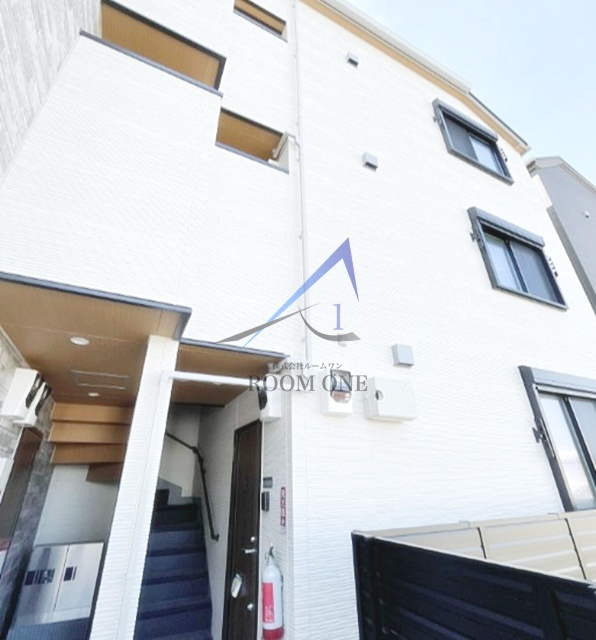 アザーレ・キュリオス三田Ｂのエントランス|エントランスです。