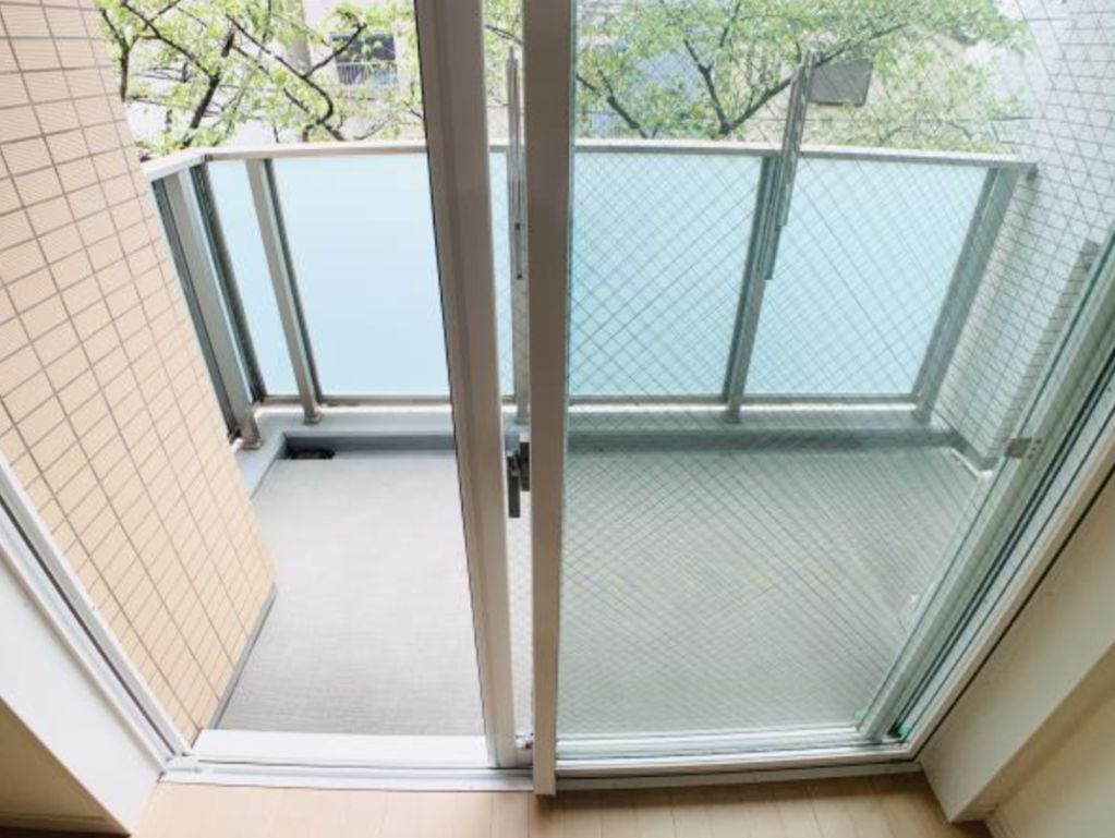 杉船ビル常盤のバルコニー