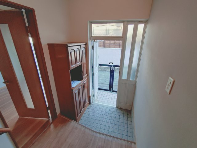 逢坂4丁目戸建の玄関