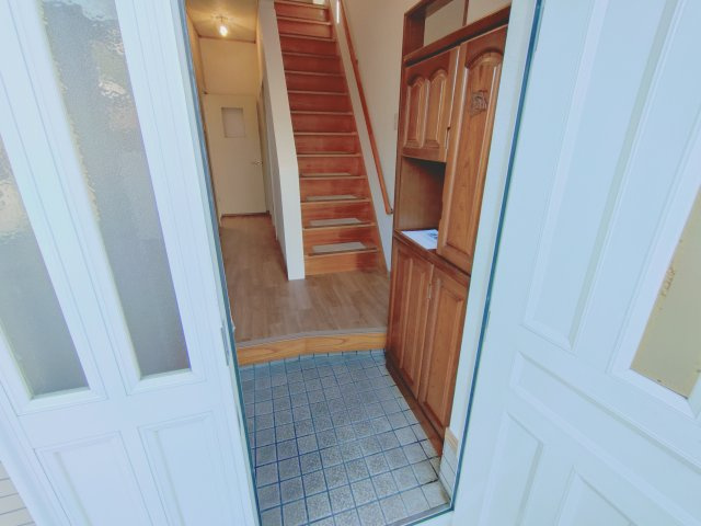 逢坂4丁目戸建の玄関