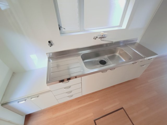 逢坂4丁目戸建のキッチン