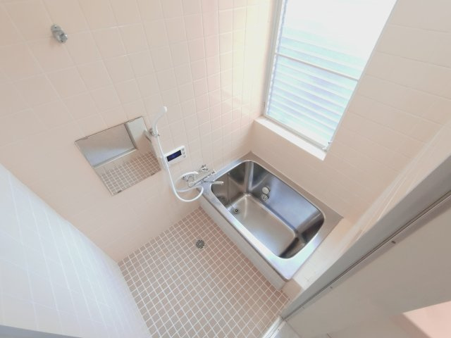 逢坂4丁目戸建の浴室