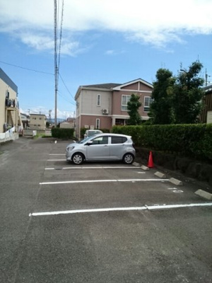 【駐車場】 | グリーンリーフ | カースペースがあります