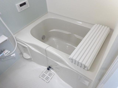 【浴室】 | ラ・ヴィータ | バス