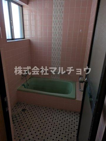 稲成戸建ての浴室|コンパクトで使いやすいお風呂です