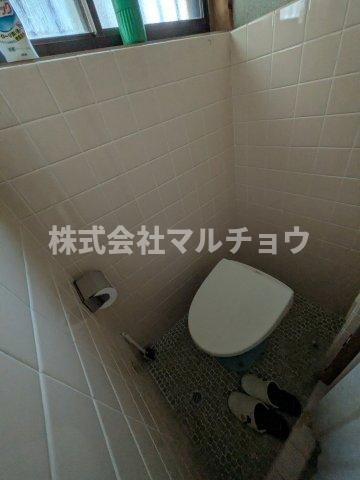 稲成戸建てのトイレ|落ち着いたトイレです