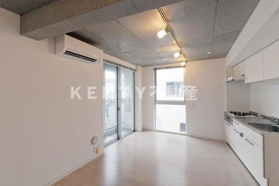 【居間・リビング】 | 西馬込テラスコート | おしゃれな居間です