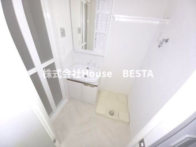 レジデンス神戸ヴェルノの洗面所