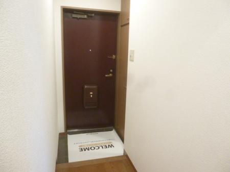 サニーコート18の玄関