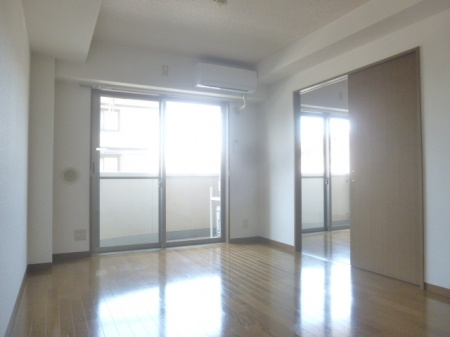 サニーコート18の居間・リビング