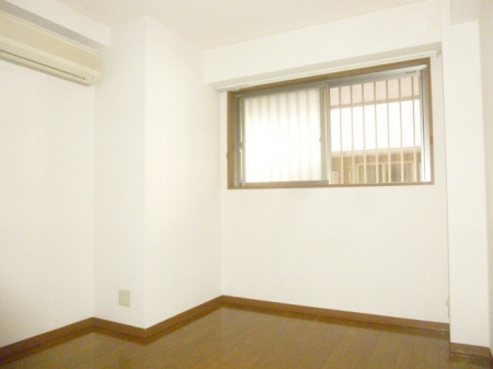 サニーコート18の洋室