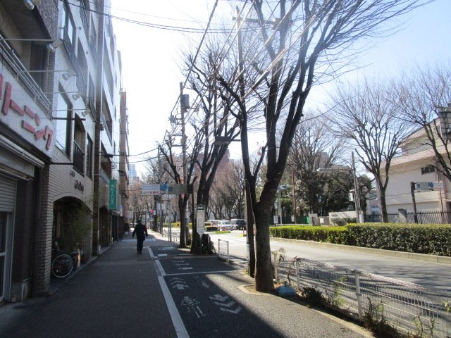 豊島区池袋４丁目のビル