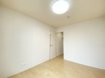 【寝室】 | フジパレス浜寺石津Ⅱ番館 | 寝室にぴったりのお部屋です