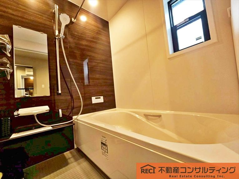 神戸市灘区青谷町3丁目　新築戸建の浴室