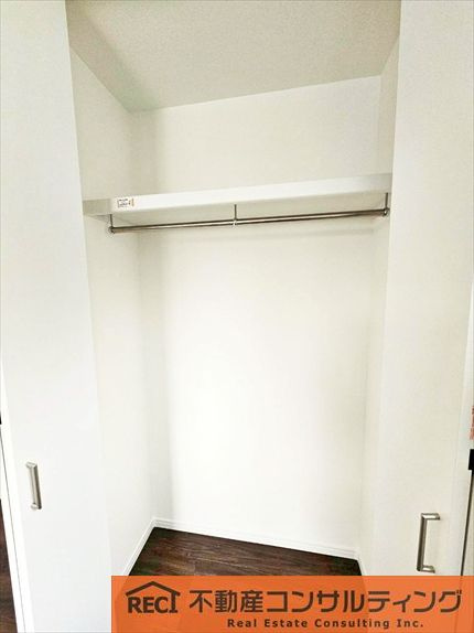 神戸市灘区青谷町3丁目　新築戸建の収納