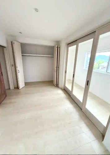 佐伯区三宅5丁目　№36530のその他|洋室7帖の部屋には
サンルームがあります。