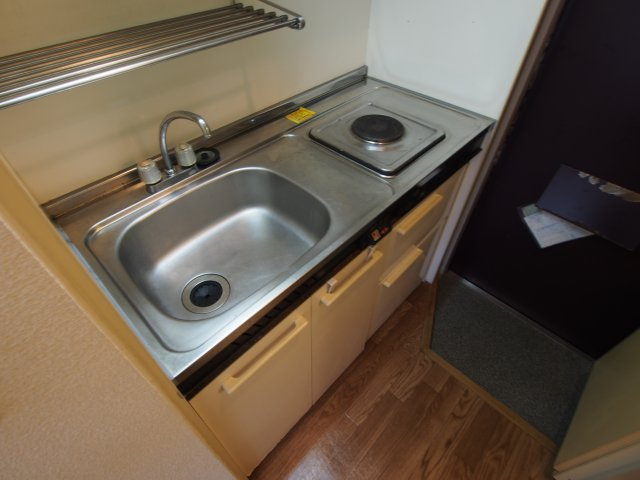 バリュージュ船越のキッチン