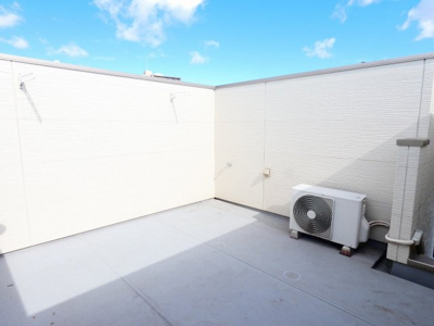 【バルコニー】 | Grandtic　Ban