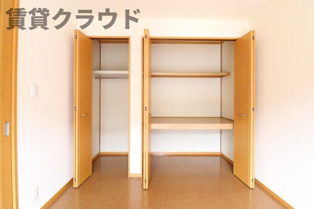 ＹＭＡ　Ⅰの収納|こまごまとしたものを収納できそうですね