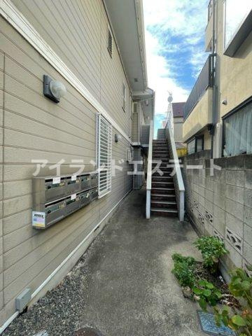 サムハウ　敷金0　礼金0　ペット相談可　駅近　のエントランス